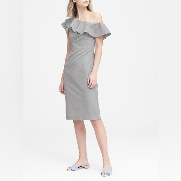 Banana Republic Petite Seersucker One-Shoulder Dress, Size 4P - Picture 1 of 8